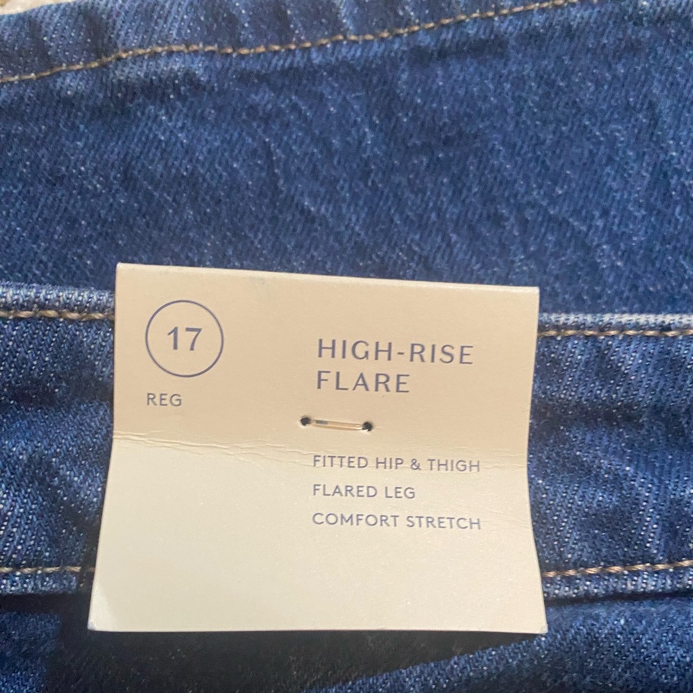 Women's High-Rise Flare Jeans - Universal Thread Medium Wash Size 17 - Picture 5 of 7